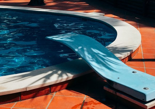 Guide piscinistes au Pays Basque : trouvez le vôtre!