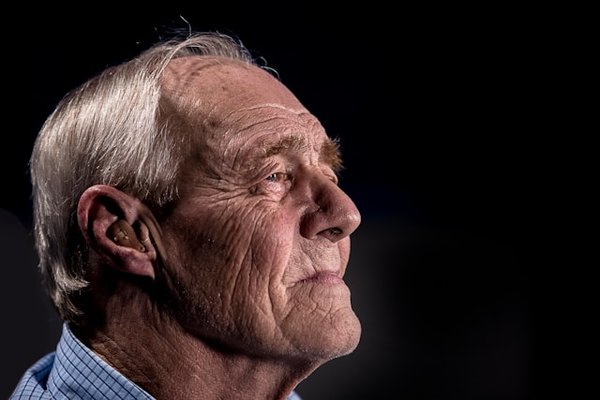 Guide: parcours de motricité adaptés pour seniors